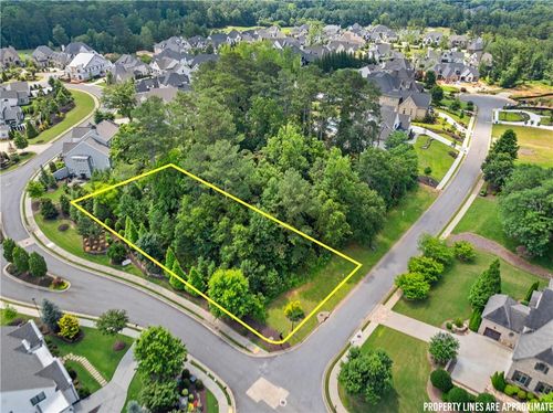 5011 Kings Close, Alpharetta, GA, 30004-8854 | Card Image