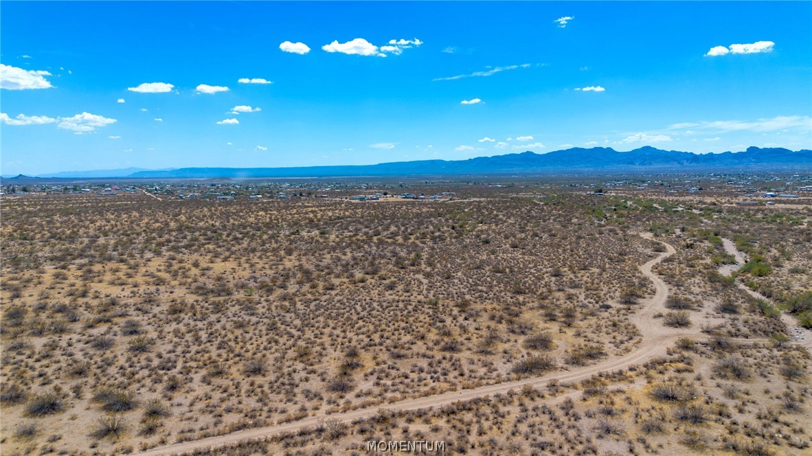 Land in Golden Valley 5
