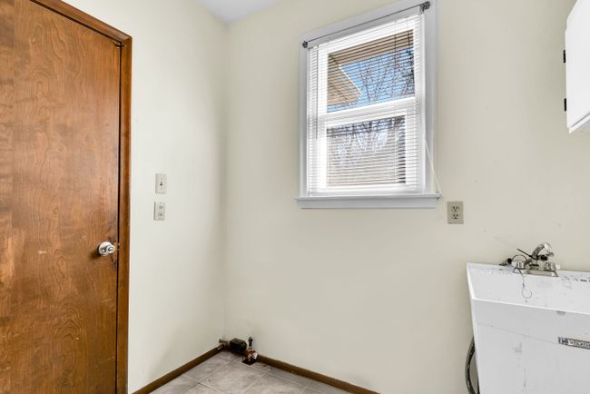 54011 Mound Rd, House other with 4 bedrooms, 3 bathrooms and null parking in Shelby Twp MI | Image 17