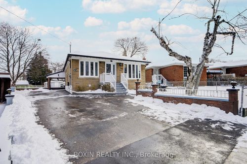 31 Tremely Cres, Scarborough, ON, M1K3Y8 | Card Image