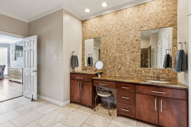 645 Oak Hill Dr, House other with 5 bedrooms, 4 bathrooms and null parking in Southlake TX | Image 17