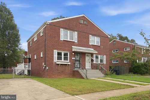 4016 27th Ave, TEMPLE HILLS, MD, 20748-1604 | Card Image