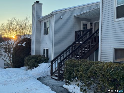 83-83 Valley Dr, New Milford, CT, 06776-3650 | Card Image