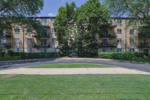 apt-3e-2424 E Oakton St, Arlington Heights, IL, 60004-4834 | Card Image