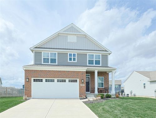 320 Chevington Chase, Tipp City, OH, 45371-9533 | Card Image