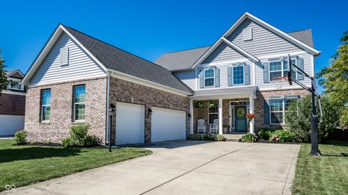 12290 Twyckenham Dr, Fishers, IN, 46037-4501 | Card Image