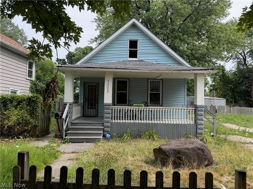 7505 Elton Ave, Cleveland, OH, 44102-4139 | Card Image