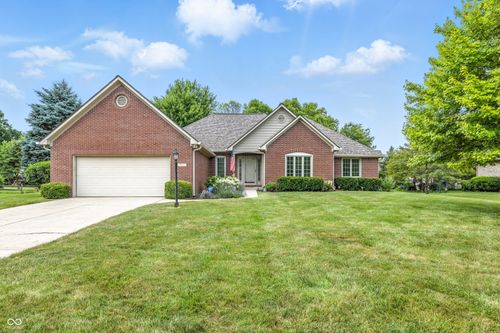 330 Abbedale Ct, Carmel, IN, 46032-7009 | Card Image