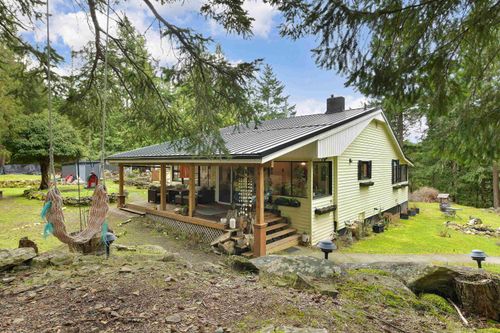 370 Campbell Bay Rd, Mayne Island, BC, V0N2J1 | Card Image