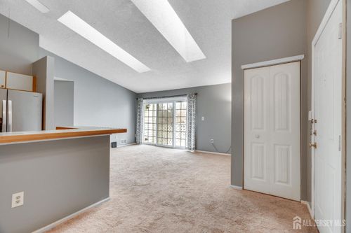 304 Wimbeldon Ct, North Brunswick, NJ, 08902-4226 | Card Image