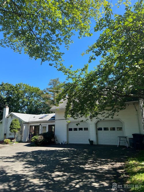 265 Friendship Rd, Cranbury, NJ, 08512-5406 | Card Image