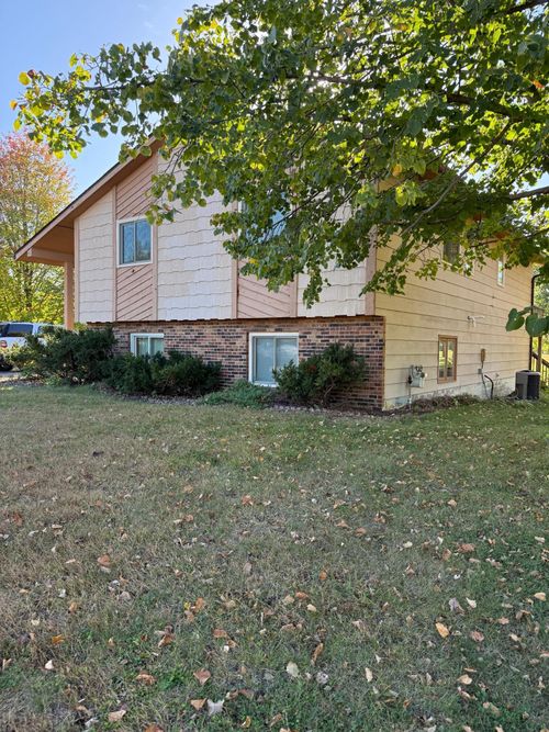 22155 Beaumont Way, Farmington, MN, 55024-9796 | Card Image