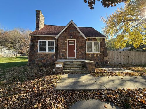 338 James Ave, Mankato, MN, 56001-3928 | Card Image