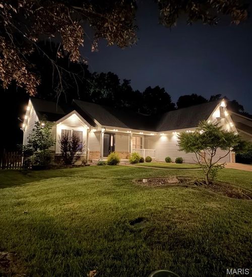 819 Oakmoor Dr, Fenton, MO, 63026-7007 | Card Image