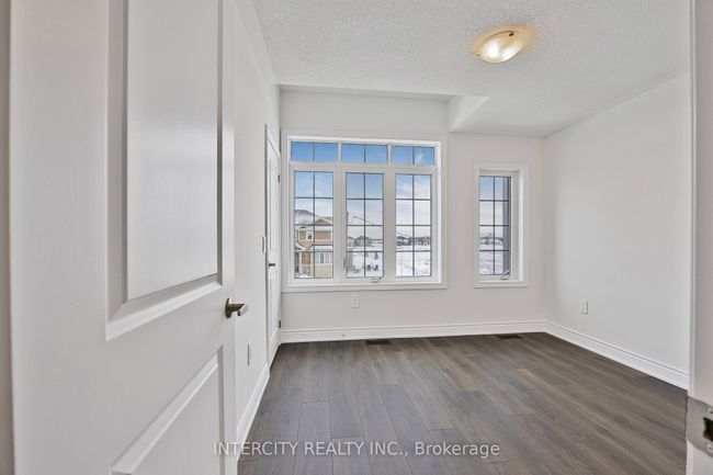 3 Avalon Dr, House attached with 3 bedrooms, 3 bathrooms and 1 parking in Wasaga Beach ON | Image 25