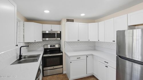 1846 W Caravelle Road, Tucson, AZ, 85713 | Card Image