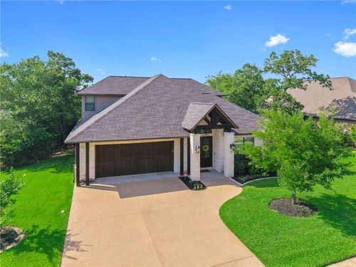 3211 Pinyon Creek Dr, Bryan, TX, 77807-2365 | Card Image