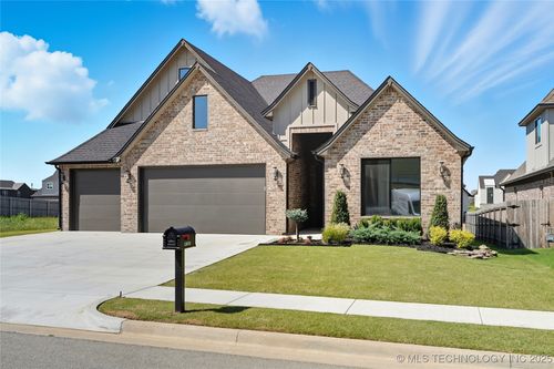 13630 S 21st Pl E, Bixby, OK, 74008-2192 | Card Image