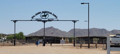 20452 E Appaloosa Dr, Queen Creek, AZ, 85142-7137 | Card Image