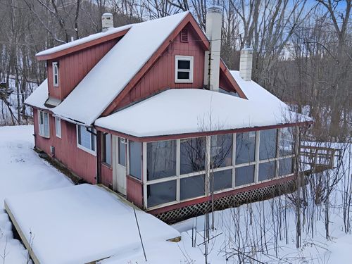409 Jimtowne Rd, Danby, VT, 05739-9481 | Card Image