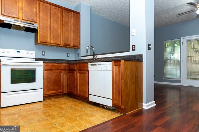 4123 Stone Trace Dr, Townhouse with 3 bedrooms, 3 bathrooms and null parking in East Point GA | Image 6