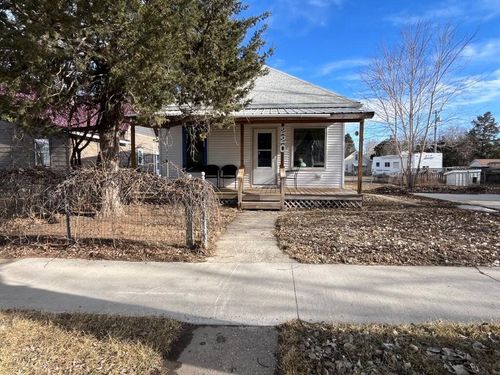 220 2nd Ave E, Mobridge, SD, 57601-2616 | Card Image