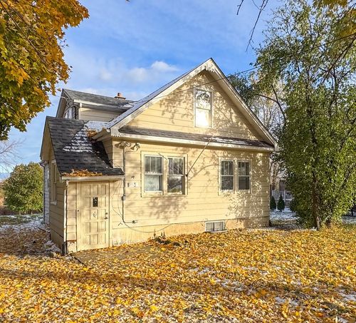 8S057 S Vine St, Burr Ridge, IL, 60527-5514 | Card Image