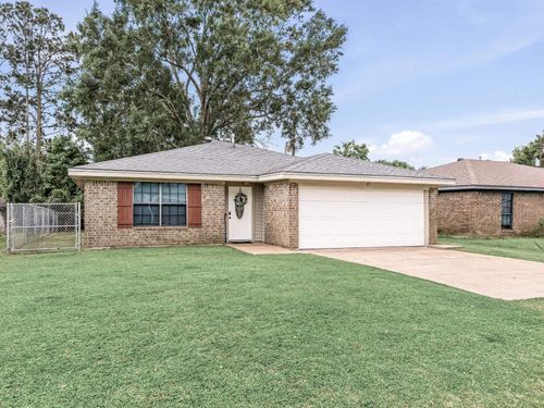 47 Parkland St, Bridge City, TX, 77611-3131 | Card Image