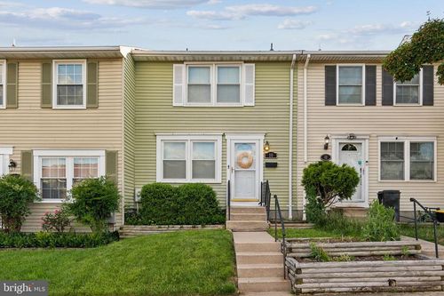 10 Bantry Ct, ROSEDALE, MD, 21237-4009 | Card Image