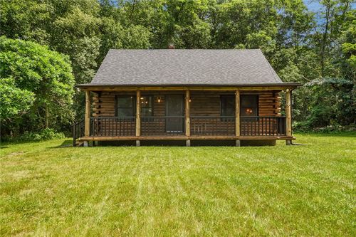 1221 South Rd, South Kingstown, RI, 02879-7636 | Card Image