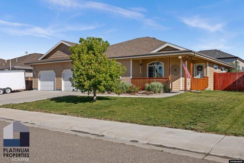 2030 Kalina Trl, Bar Nunn, WY, 82601-6456 | Card Image