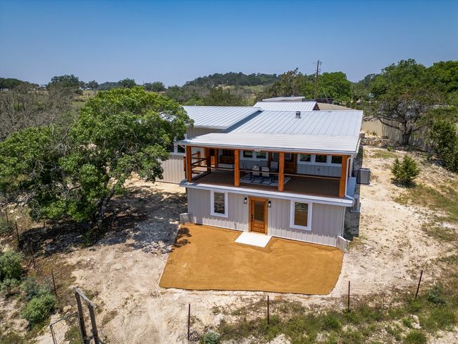 111 Stoney Hills Rd, Home with 4 bedrooms, 3 bathrooms and 2 parking in Center Point TX | Image 5