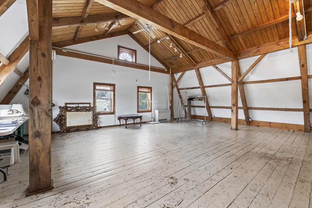 Commercial Lease in Wells