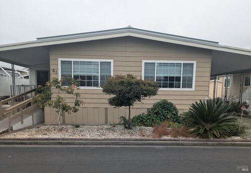 61 Somerset Dr, Santa Rosa, CA, 95401-9140 | Card Image