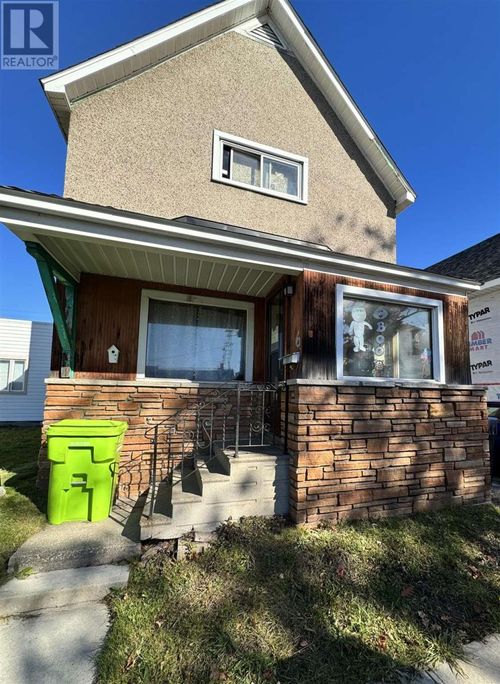 6 Grace St, Sault Ste. Marie, ON, P6A2S6 | Card Image
