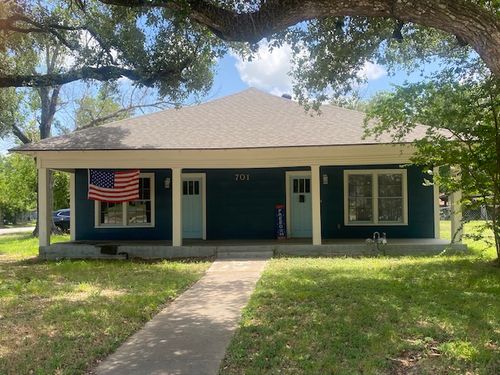 701 W 28th St, Bryan, TX, 77803-3124 | Card Image