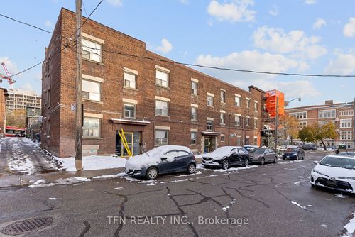 2-5 Crang Ave, Toronto, ON, M6E2Z8 | Card Image