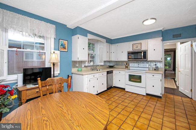 1002 Emerald Ave, House other with 3 bedrooms, 2 bathrooms and null parking in HADDON TOWNSHIP NJ | Image 11