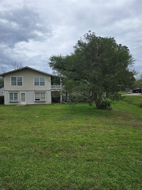 212 Water Ridge Dr, Livingston, TX, 77351-5251 | Card Image