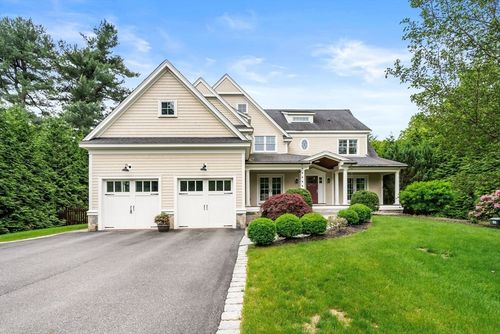 12 Haven St, Dover, MA, 02030-2236 | Card Image