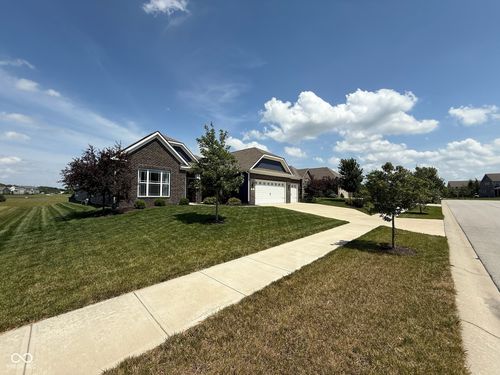 19280 Scofield Ridge Blvd, Westfield, IN, 46062-0028 | Card Image