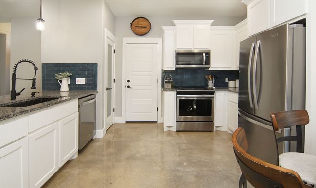 930 W Florence St, House other with 3 bedrooms, 2 bathrooms and null parking in Denison TX | Image 11