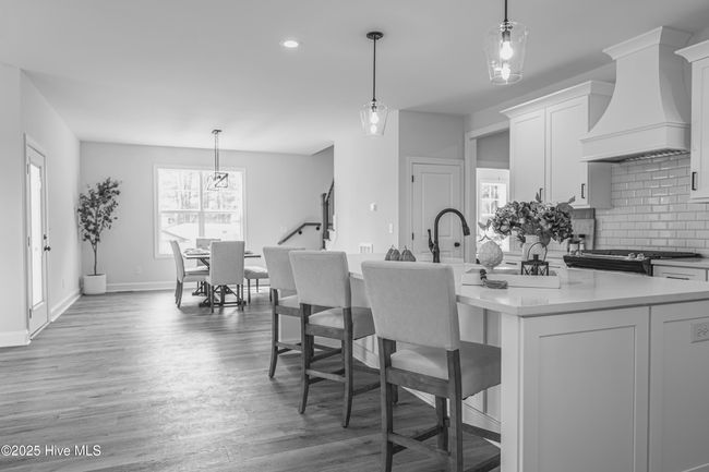 Kitchen/Dining | Image 12