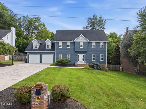 3914 Leaf Pt, Kingsport, TN, 37663-4301 | Card Image