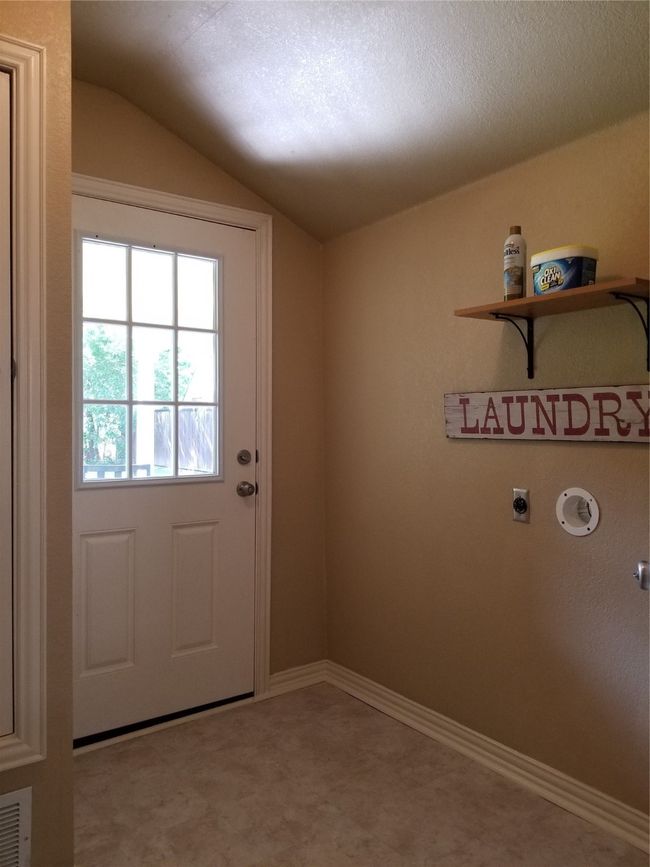 1128 Airline Dr, House other with 3 bedrooms, 2 bathrooms and null parking in Grapevine TX | Image 14