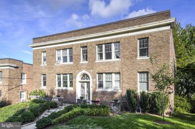 11 - 3409 29 Th Street Nw, Condo with 1 bedrooms, 1 bathrooms and null parking in WASHINGTON DC | Image 1