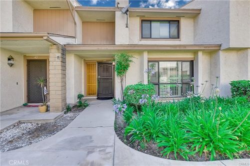 40 Candlewood Way, Buena Park, CA, 90621-1006 | Card Image