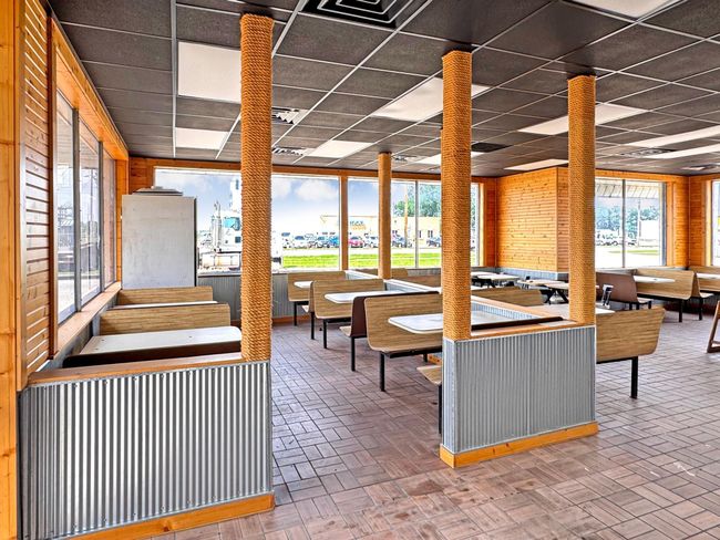Booths and seating all included in the sale | Image 17