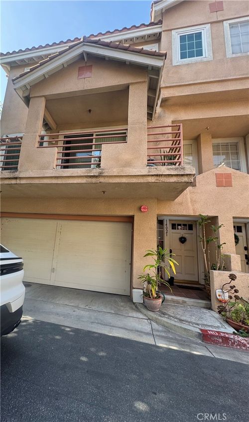 14021 Lemoli, Hawthorne, CA, 90250 | Card Image