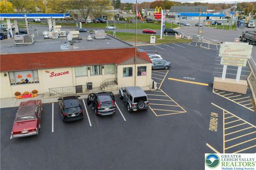 189 Claremont Ave, TAMAQUA, PA, 18252-4426 | Card Image